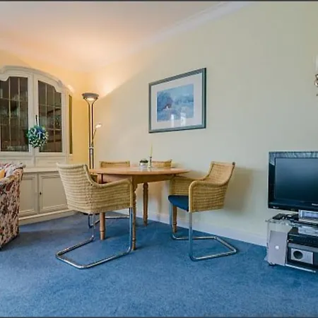 Apartment Arp 1-22 *